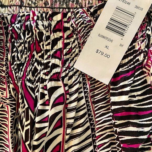 Jumpsuit - Picture 5 of 6